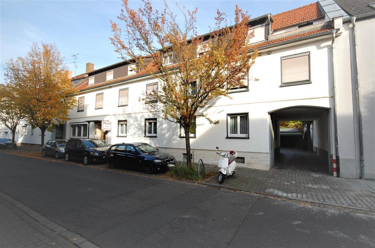 Hotel Haus Isenburg Neu-Isenburg Luaran gambar