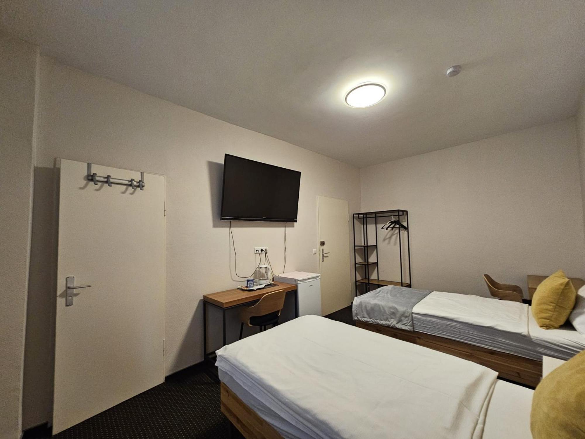 Hotel Haus Isenburg Neu-Isenburg Luaran gambar